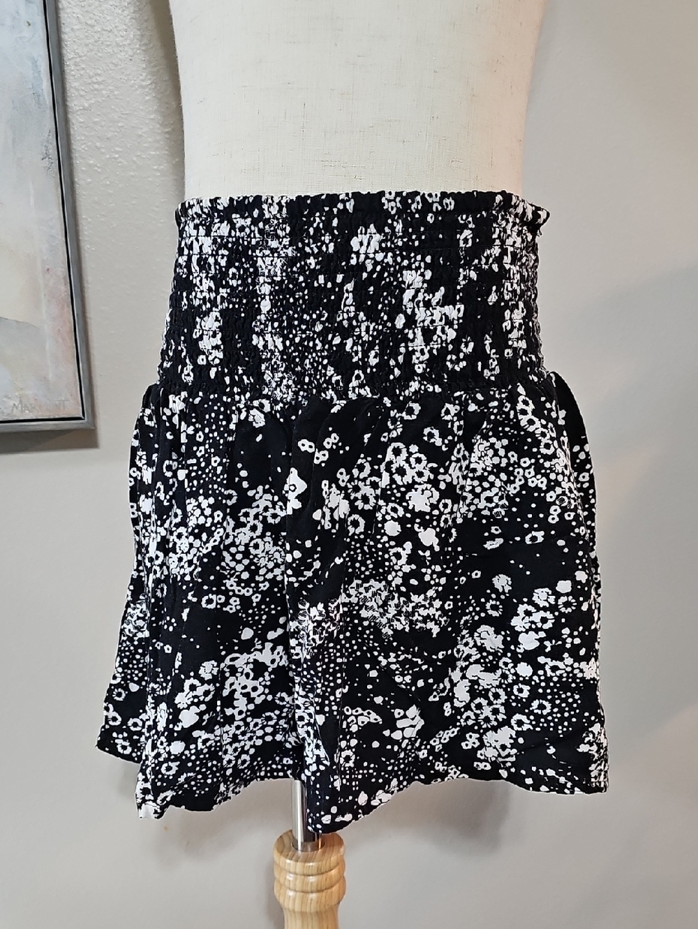 🖤 Arizona Jean Co Girls Floral Smocked Skirt S 7/8